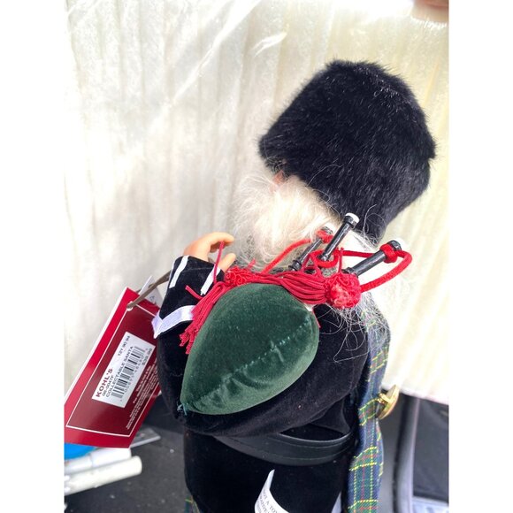 St.Nicholas Square Santa Figurine Scottish Kilt Christmas Decor - Picture 6 of 6